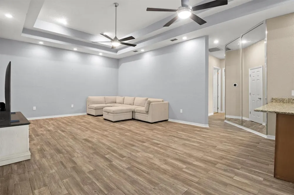5446 HIGHLANDS VISTA CIRCLE Lakeland, FL 33812
