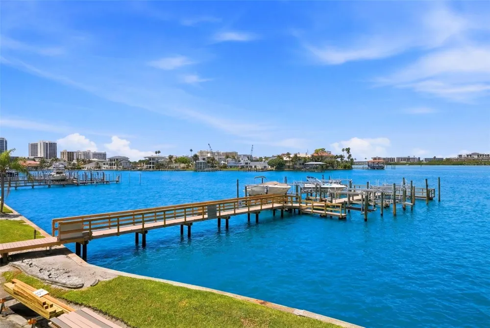 200 BRIGHTWATER DRIVE #10 Clearwater Beach, FL 33767