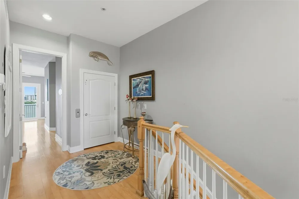 200 BRIGHTWATER DRIVE #10 Clearwater Beach, FL 33767