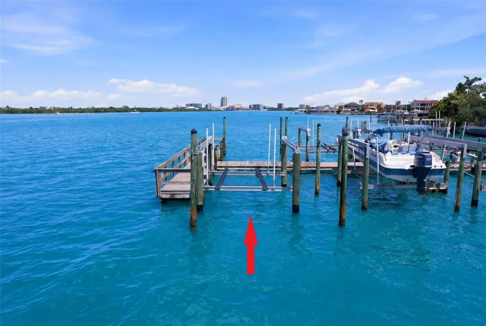 200 BRIGHTWATER DRIVE #10 Clearwater Beach, FL 33767