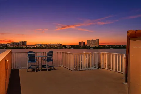 200 BRIGHTWATER DRIVE #10