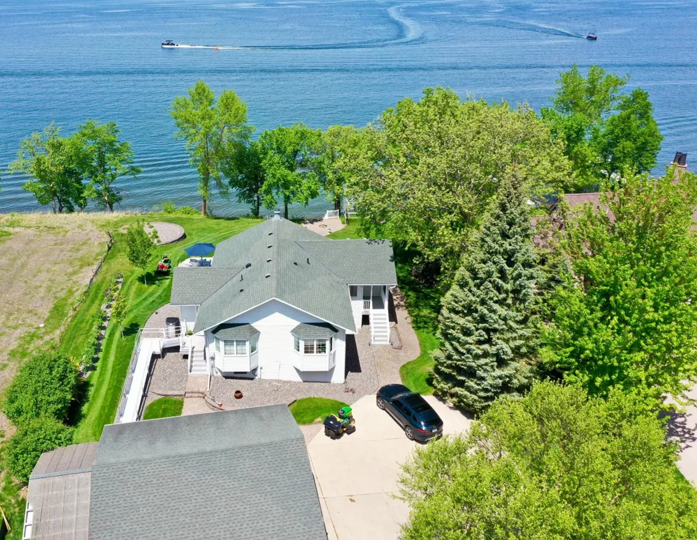 11646 Indian Beach Road Spicer, MN 56288