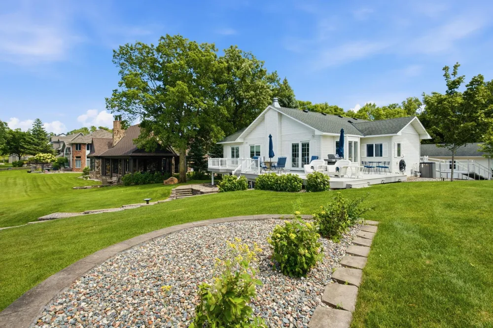 11646 Indian Beach Road Spicer, MN 56288