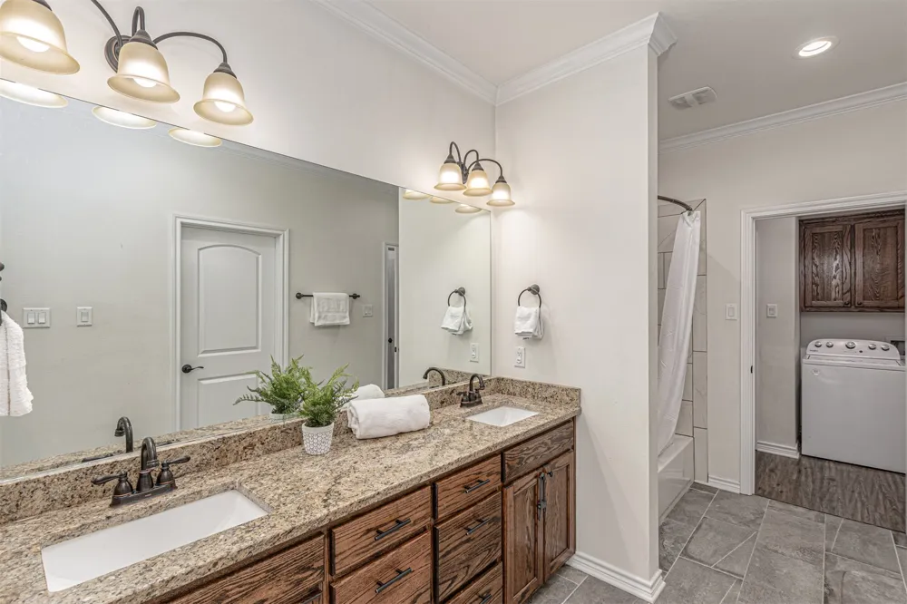 177 Mill Street Emory, TX 75440
