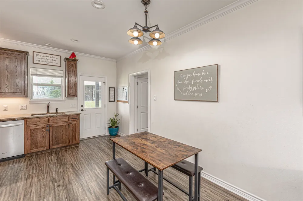 177 Mill Street Emory, TX 75440
