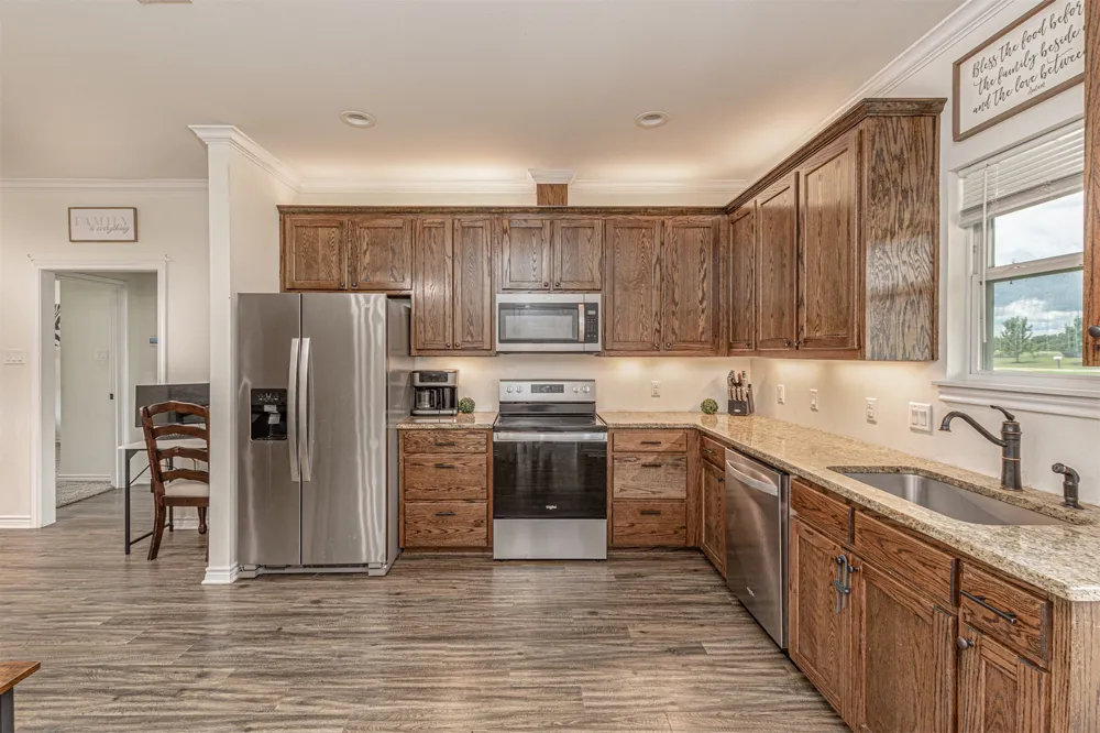 177 Mill Street Emory, TX 75440