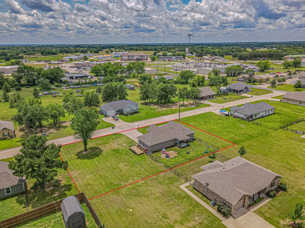 177 Mill Street Emory, TX 75440