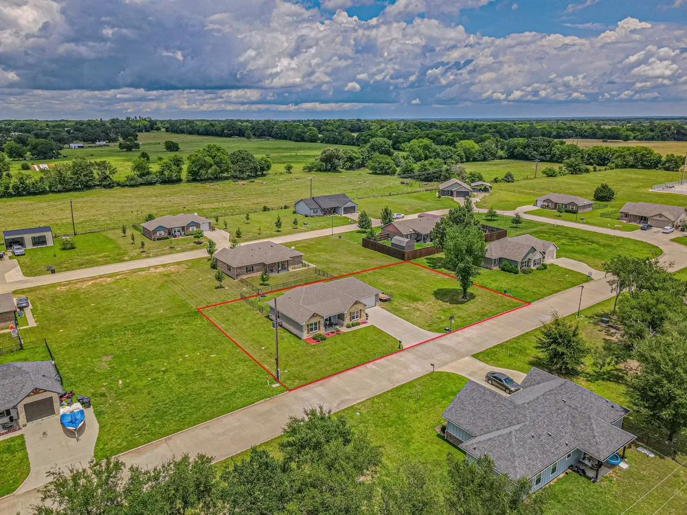 177 Mill Street Emory, TX 75440