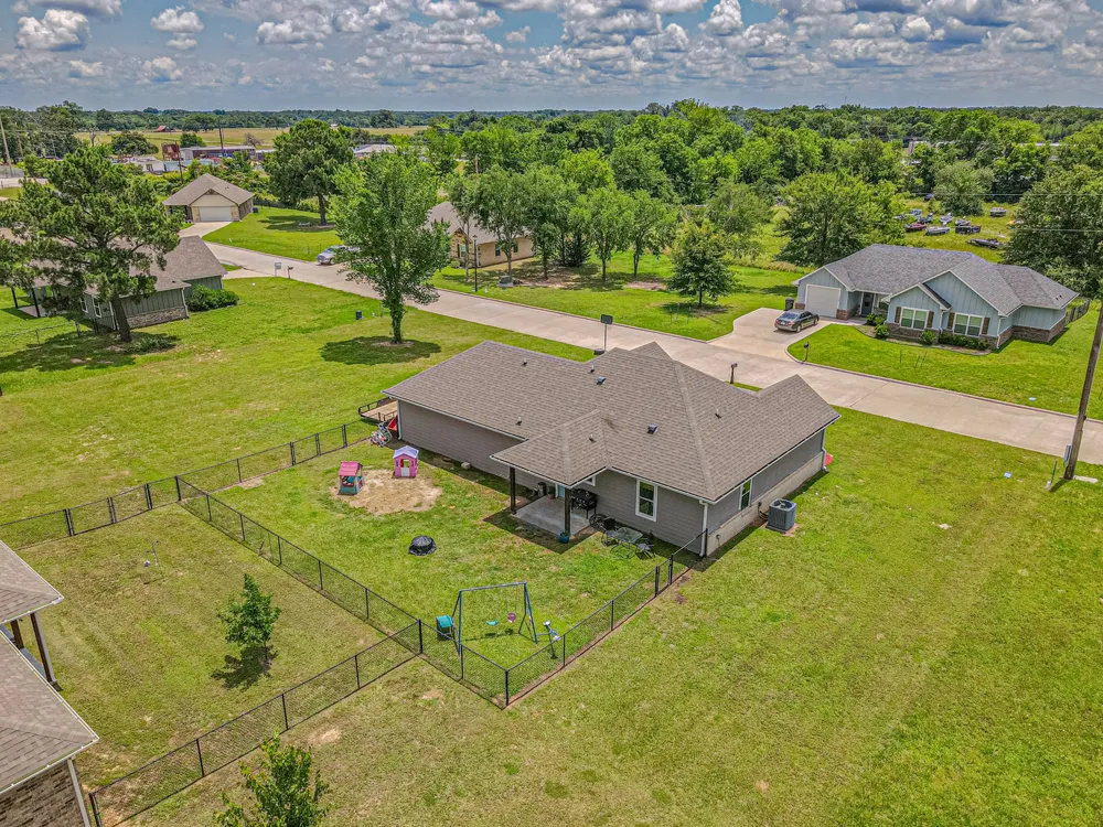 177 Mill Street Emory, TX 75440