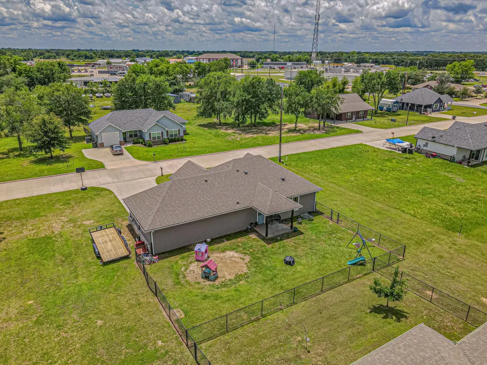 177 Mill Street Emory, TX 75440