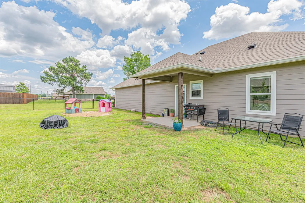177 Mill Street Emory, TX 75440