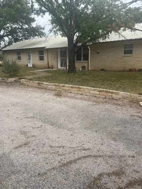 915 W Hwy 84 Highway W Mullin, TX 76864