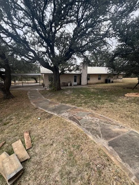 915 W Hwy 84 Highway W Mullin, TX 76864