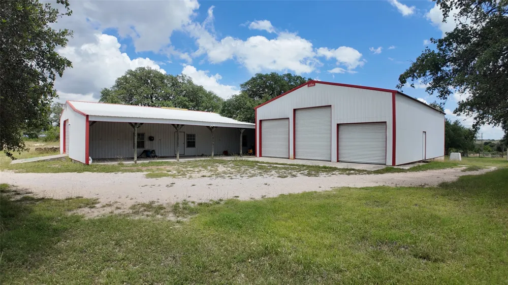 915 W Hwy 84 Highway W Mullin, TX 76864