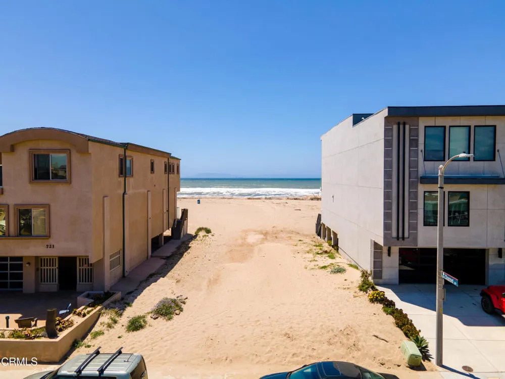 711 Mandalay Beach Road Oxnard, CA 93035