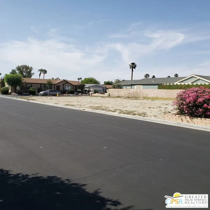 35582 CANTEEN Thousand Palms, CA 92276