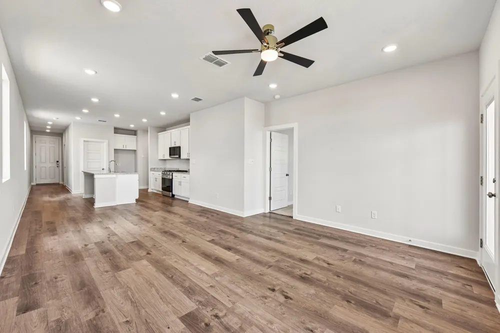 12000 Ellena Cove Austin, TX 78747