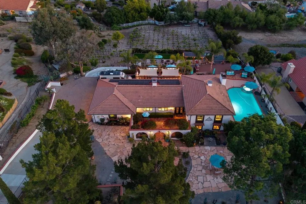 2763 W VICTORIA DR Alpine, CA 91901
