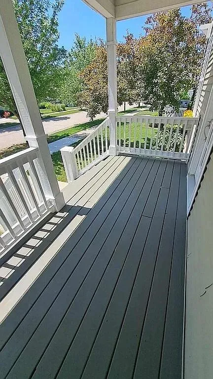 573 Brownstone Street Holland City, MI 49423