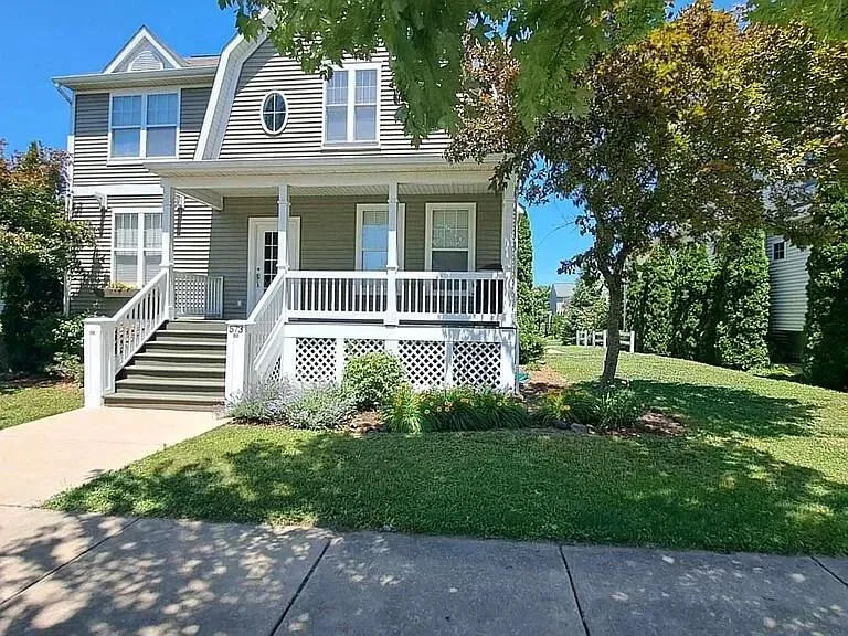 573 Brownstone Street Holland City, MI 49423