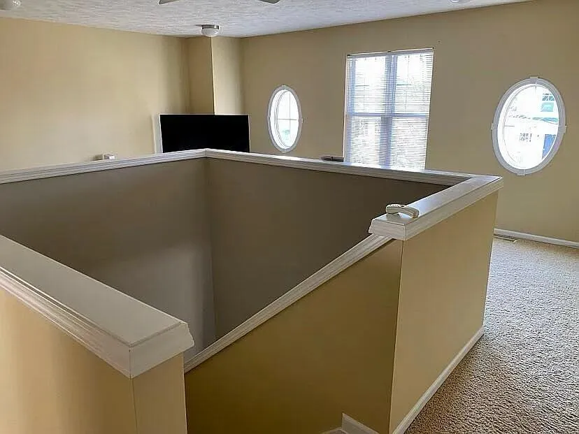 573 Brownstone Street Holland City, MI 49423