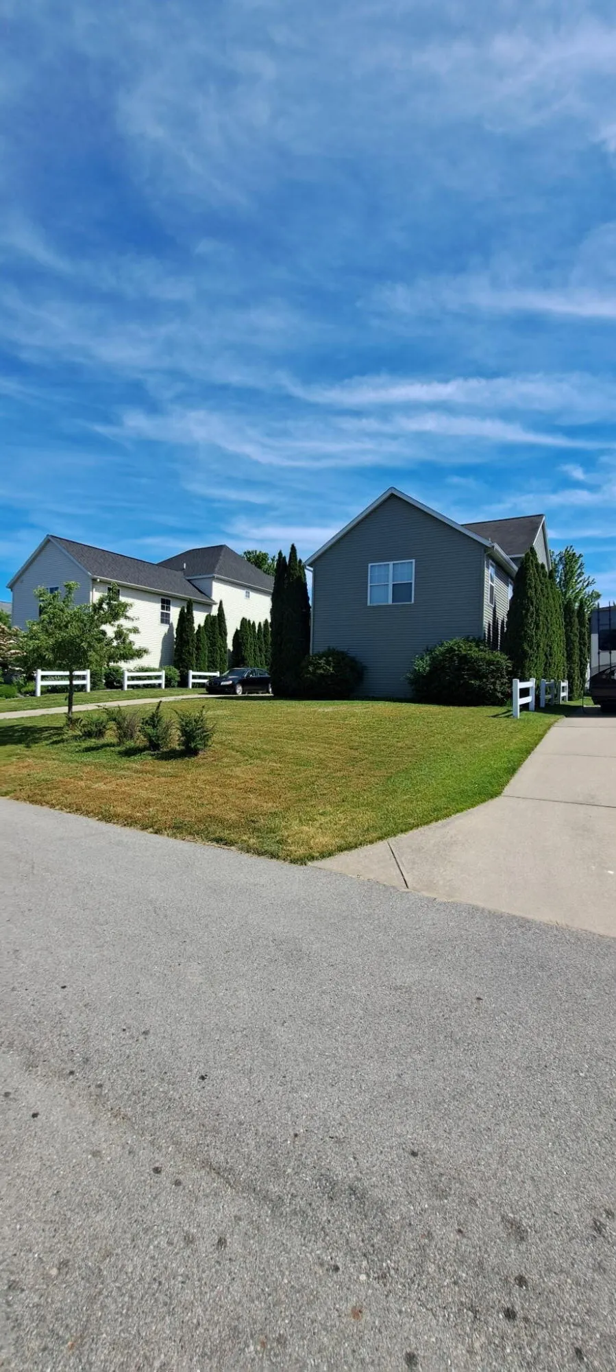 573 Brownstone Street Holland City, MI 49423