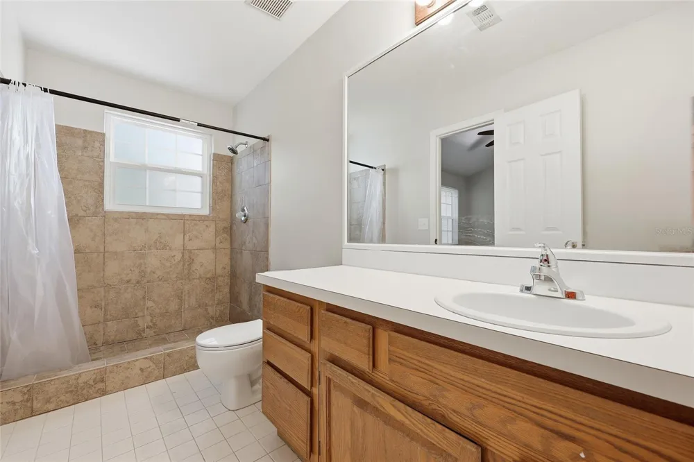5258 SW 97TH DRIVE Gainesville, FL 32608