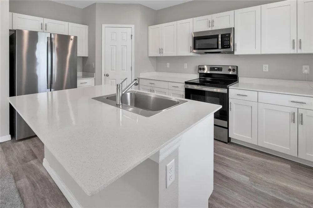 12737 TANNENCREST DRIVE Riverview, FL 33579