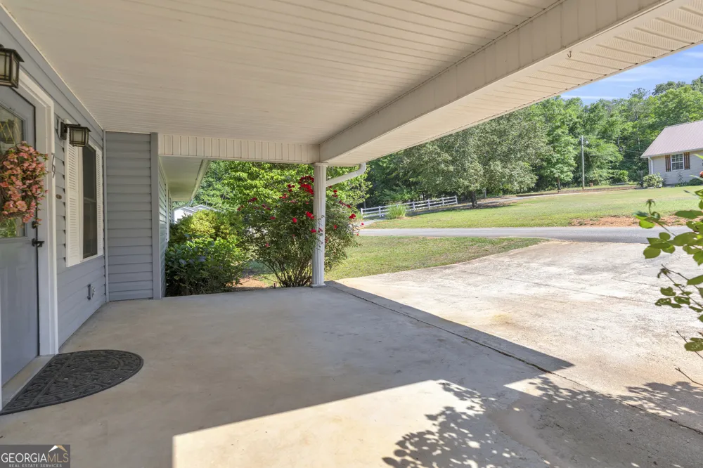 79 Wisteria Cove EST Hartwell, GA 30643