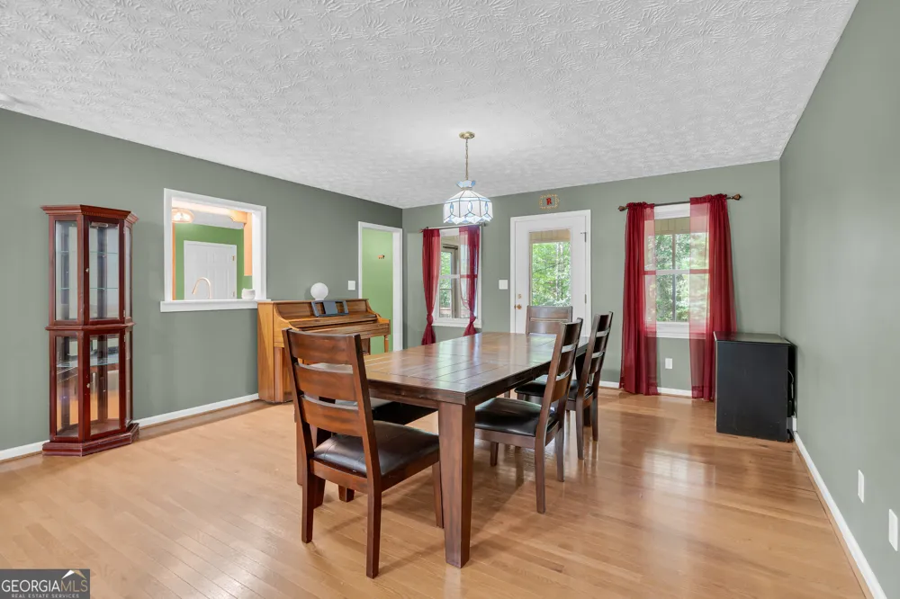 79 Wisteria Cove EST Hartwell, GA 30643