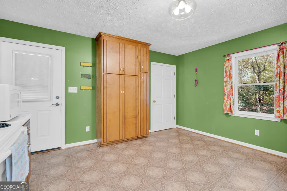 79 Wisteria Cove EST Hartwell, GA 30643