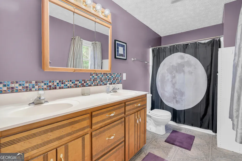 79 Wisteria Cove EST Hartwell, GA 30643