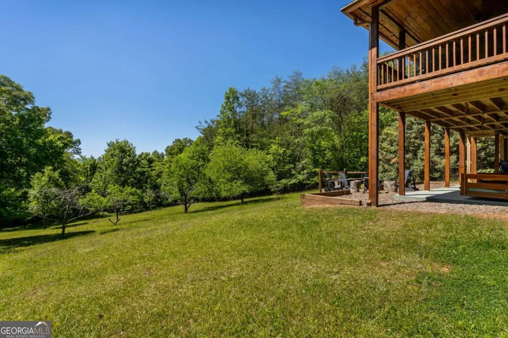 229 Old Mill Pond RD Mineral Bluff, GA 30559