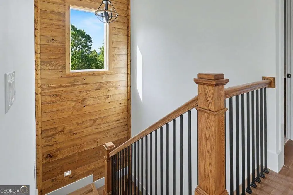 383 Rustic Barn TRL Morganton, GA 30560