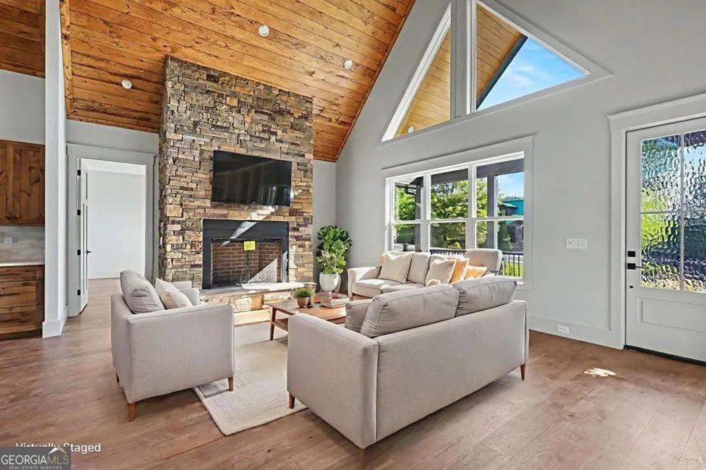 383 Rustic Barn TRL Morganton, GA 30560