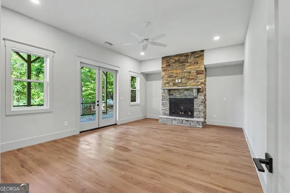 383 Rustic Barn TRL Morganton, GA 30560