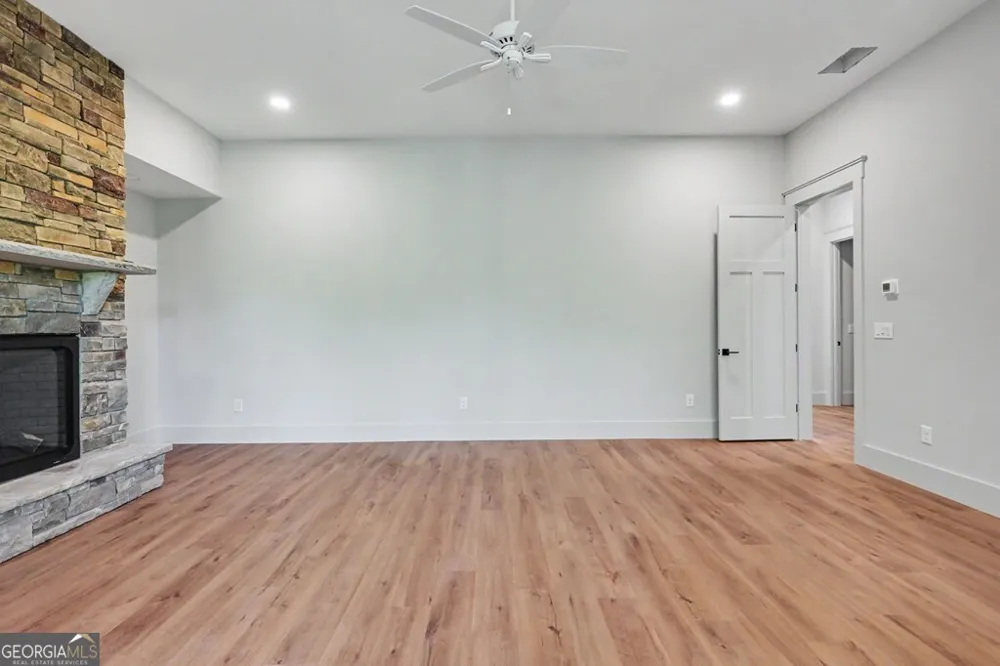 383 Rustic Barn TRL Morganton, GA 30560