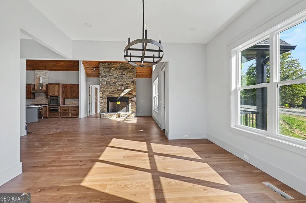 383 Rustic Barn TRL Morganton, GA 30560