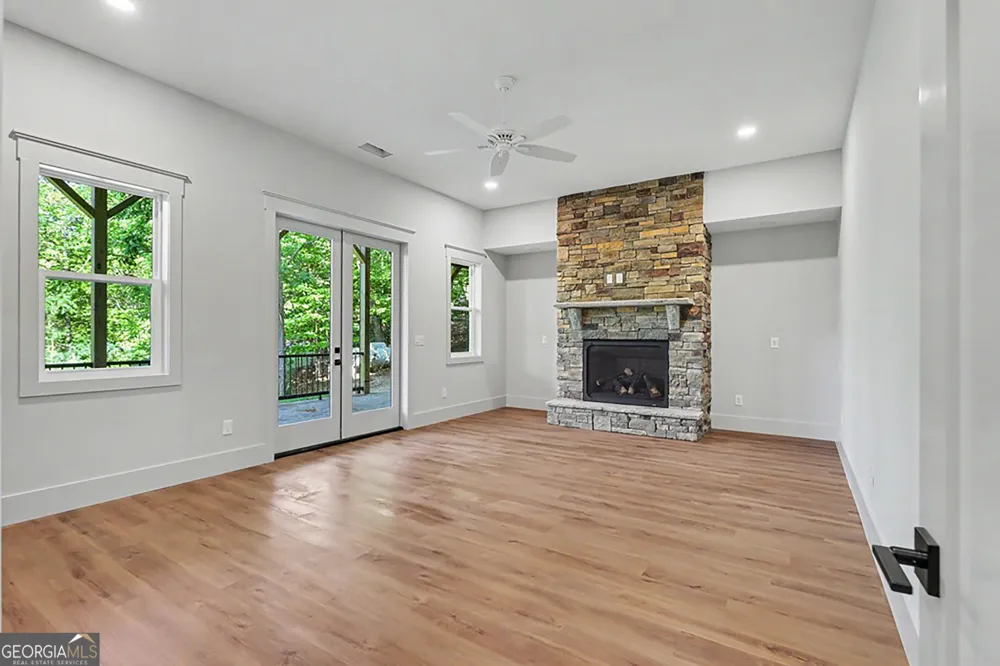 383 Rustic Barn TRL Morganton, GA 30560