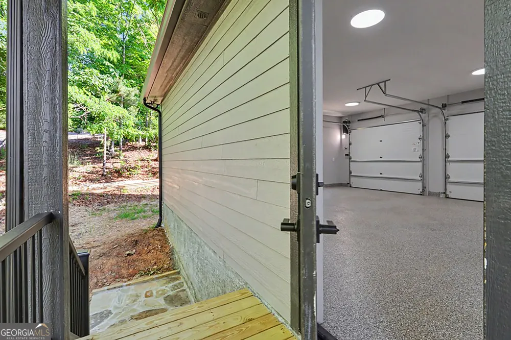 383 Rustic Barn TRL Morganton, GA 30560