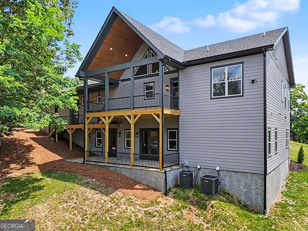 383 Rustic Barn TRL Morganton, GA 30560