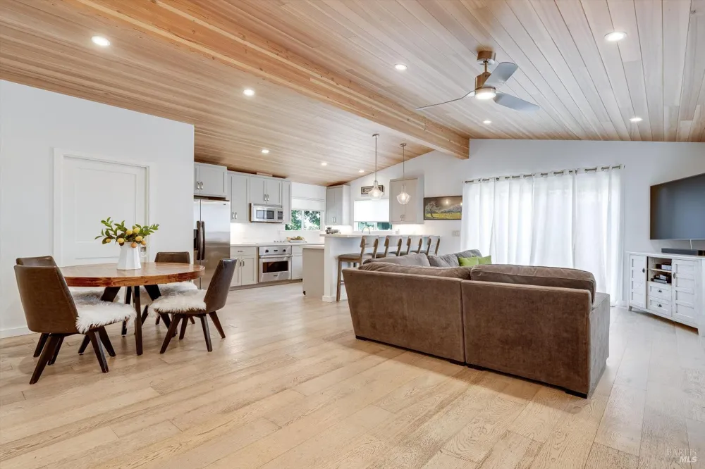 1701 Oak Street Calistoga, CA 94515
