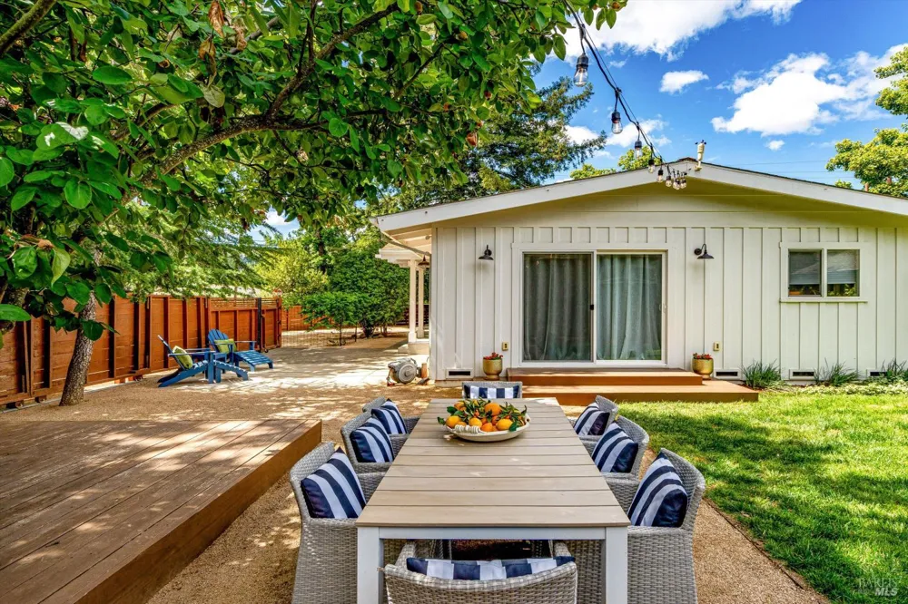 1701 Oak Street Calistoga, CA 94515