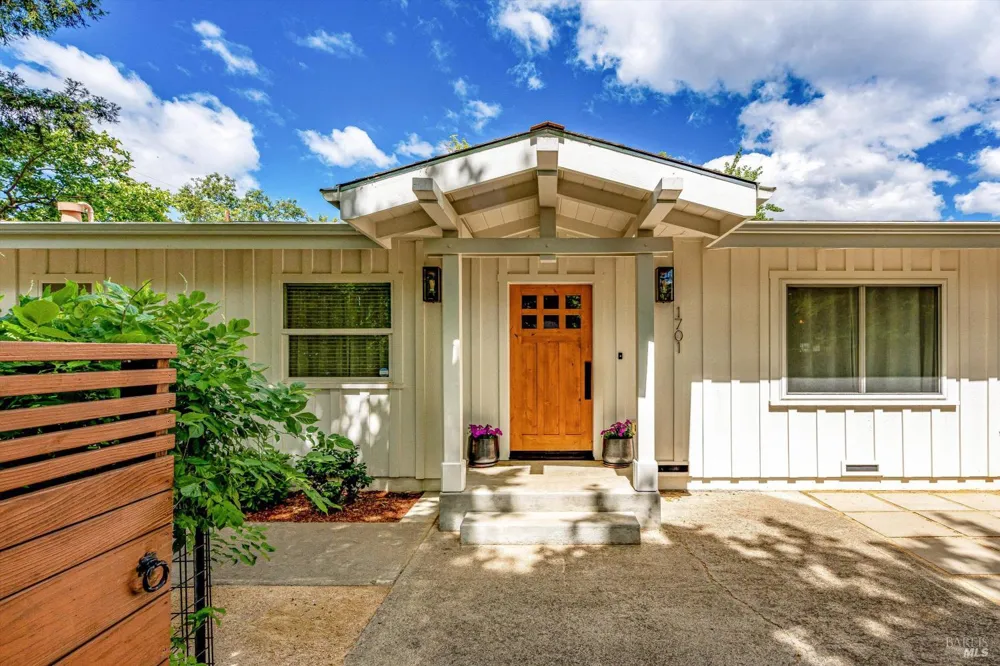 1701 Oak Street Calistoga, CA 94515