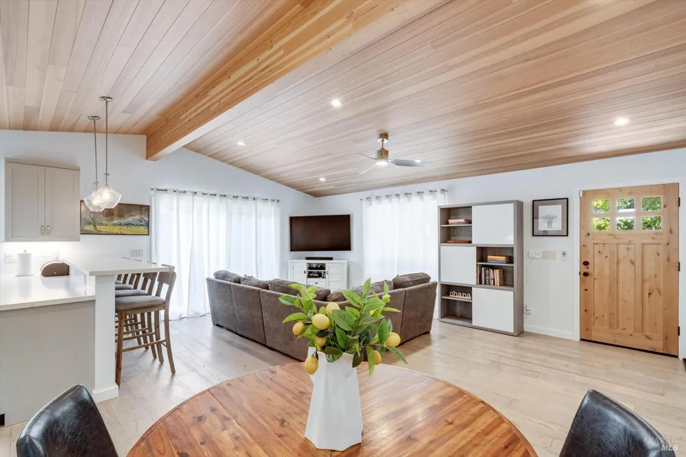 1701 Oak Street Calistoga, CA 94515