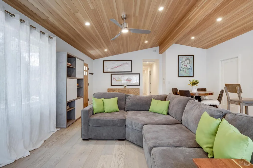 1701 Oak Street Calistoga, CA 94515