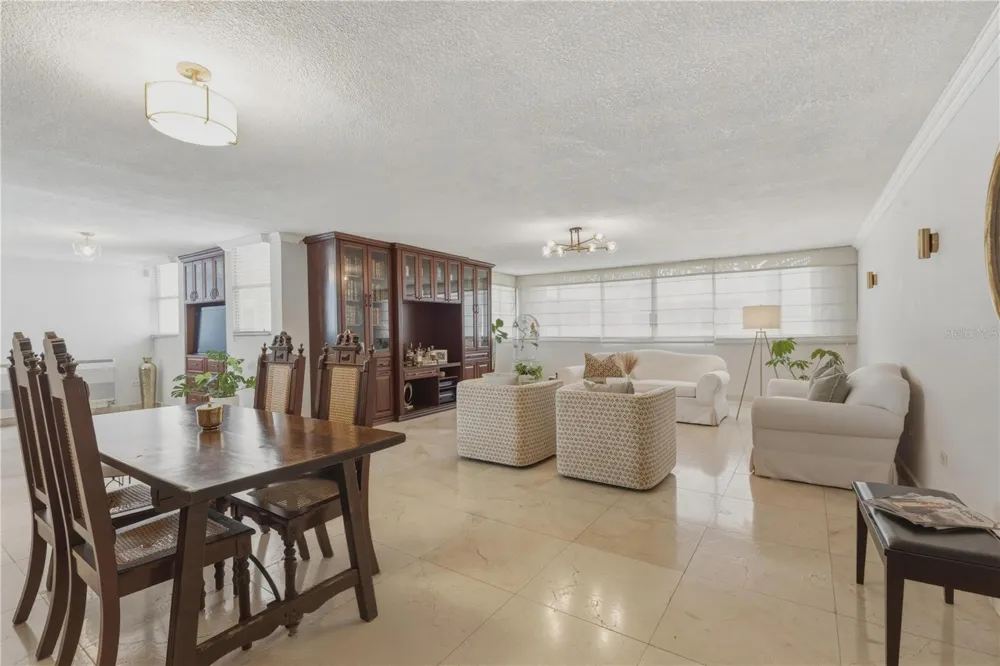 15 CALLE TAFT #202 San Juan, PR 00911