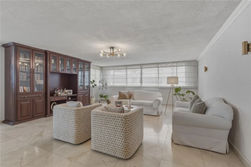 15 CALLE TAFT #202 San Juan, PR 00911