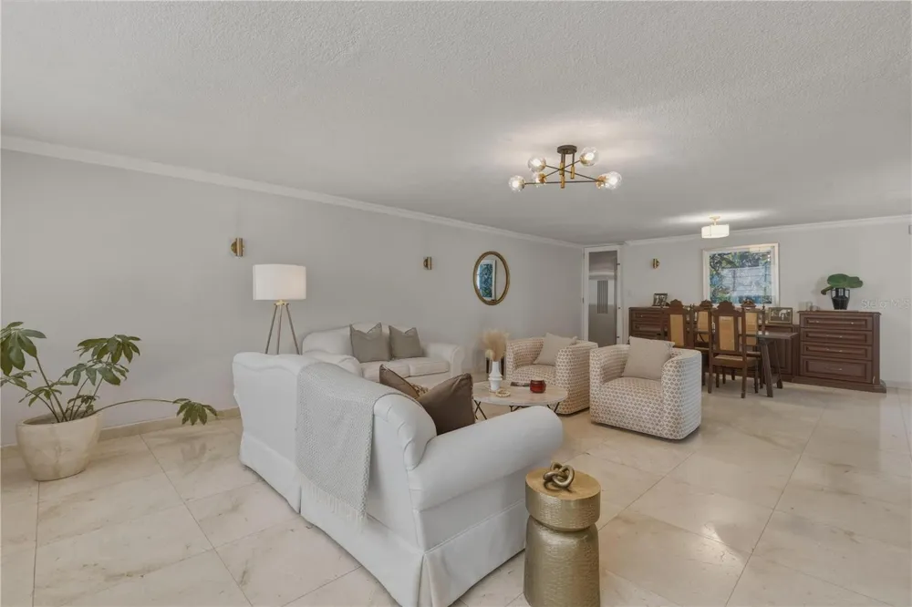 15 CALLE TAFT #202 San Juan, PR 00911