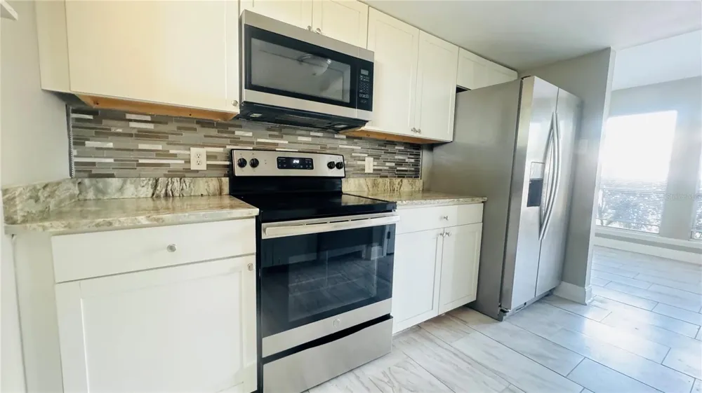 4016 WOODFERN DRIVE #B8 Orlando, FL 32839
